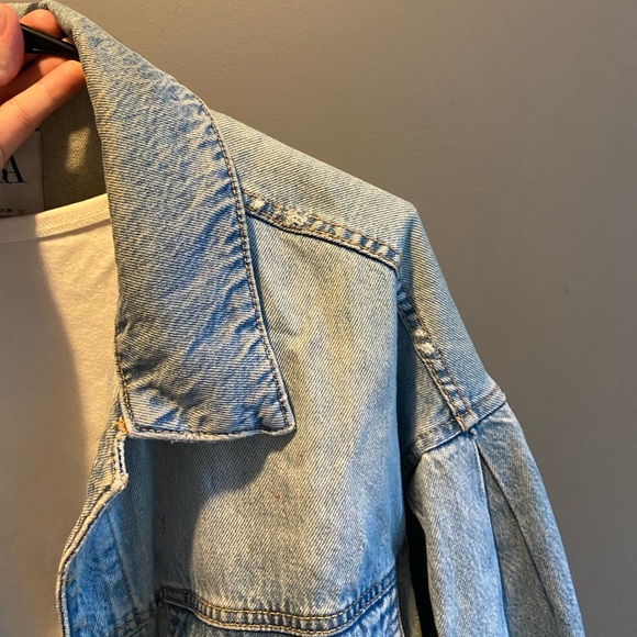 Zara Light Wash Denim Jacket Jean Medium - Picture 6 of 7